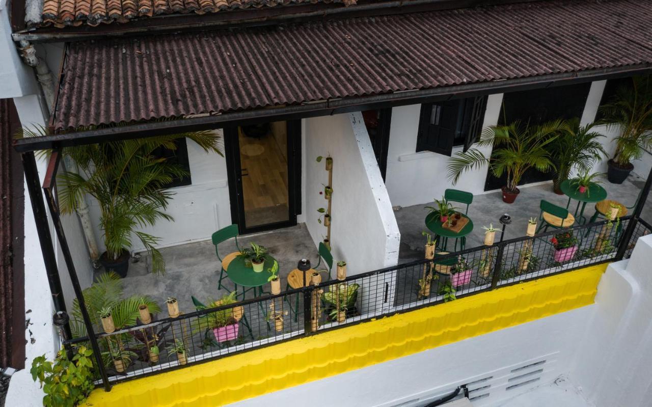 Attic Hotel George Town Exterior photo